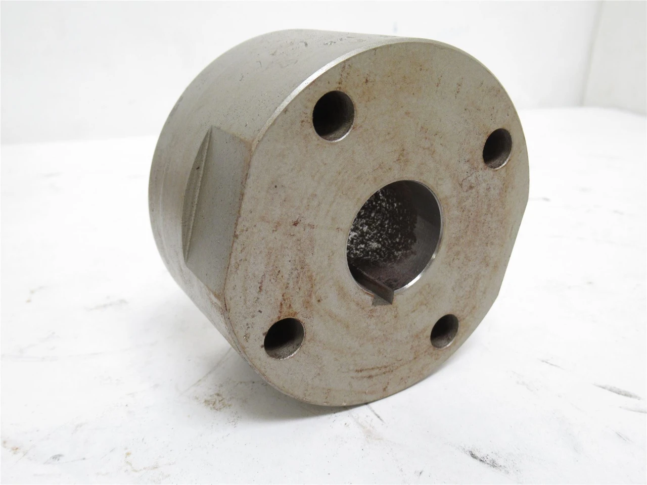 Martin 9H 1 1/8; Sleeve Coupling Flange Size: 9; 1-1/8"ID