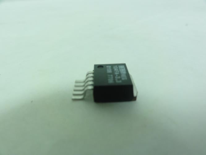 BB 104FA-3.3; Lot-40 Regulators; 1A; 3.3V