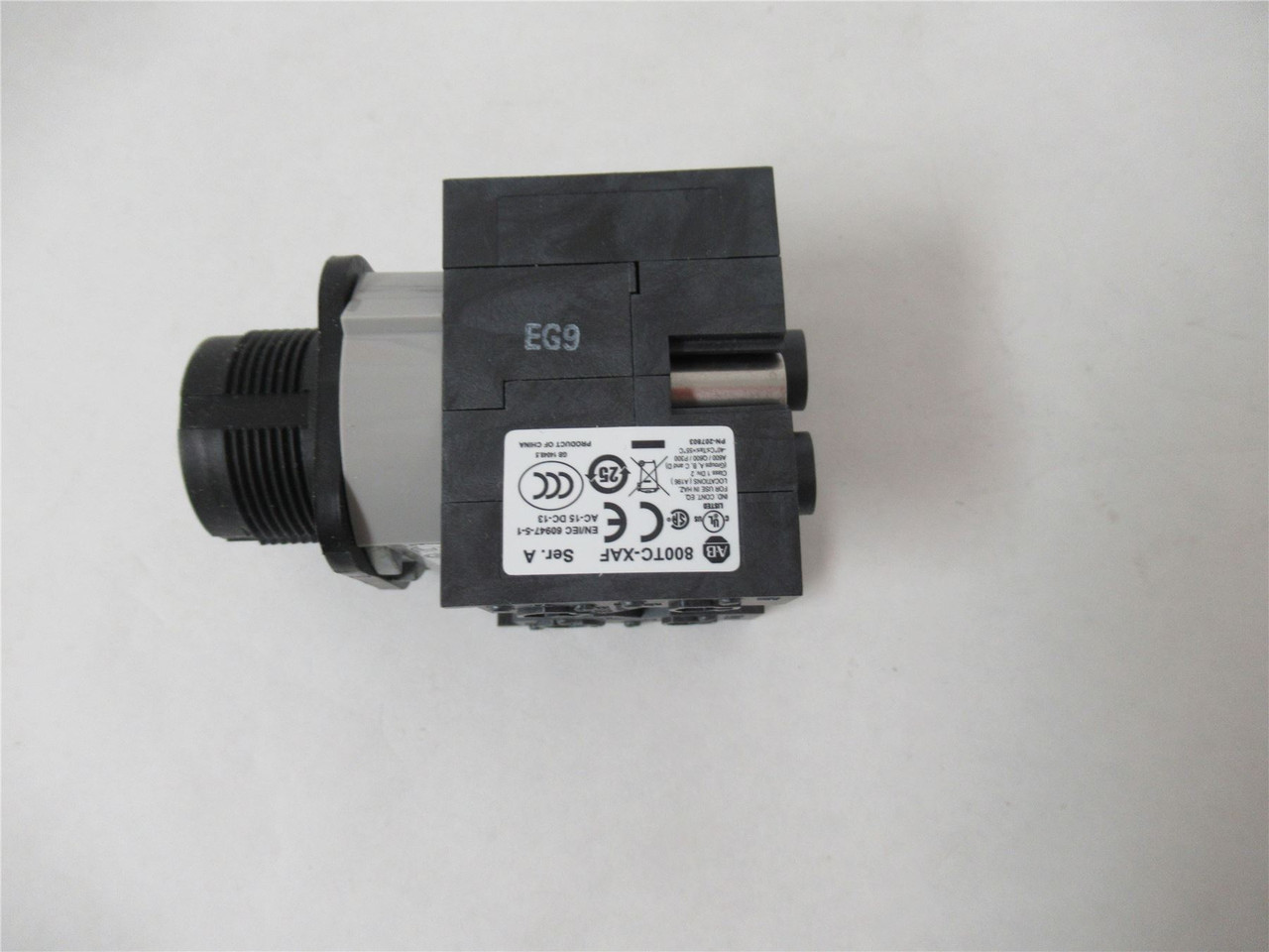 Allen-Bradley 800H-HR2BF; Switch 30mmSelector 600V
