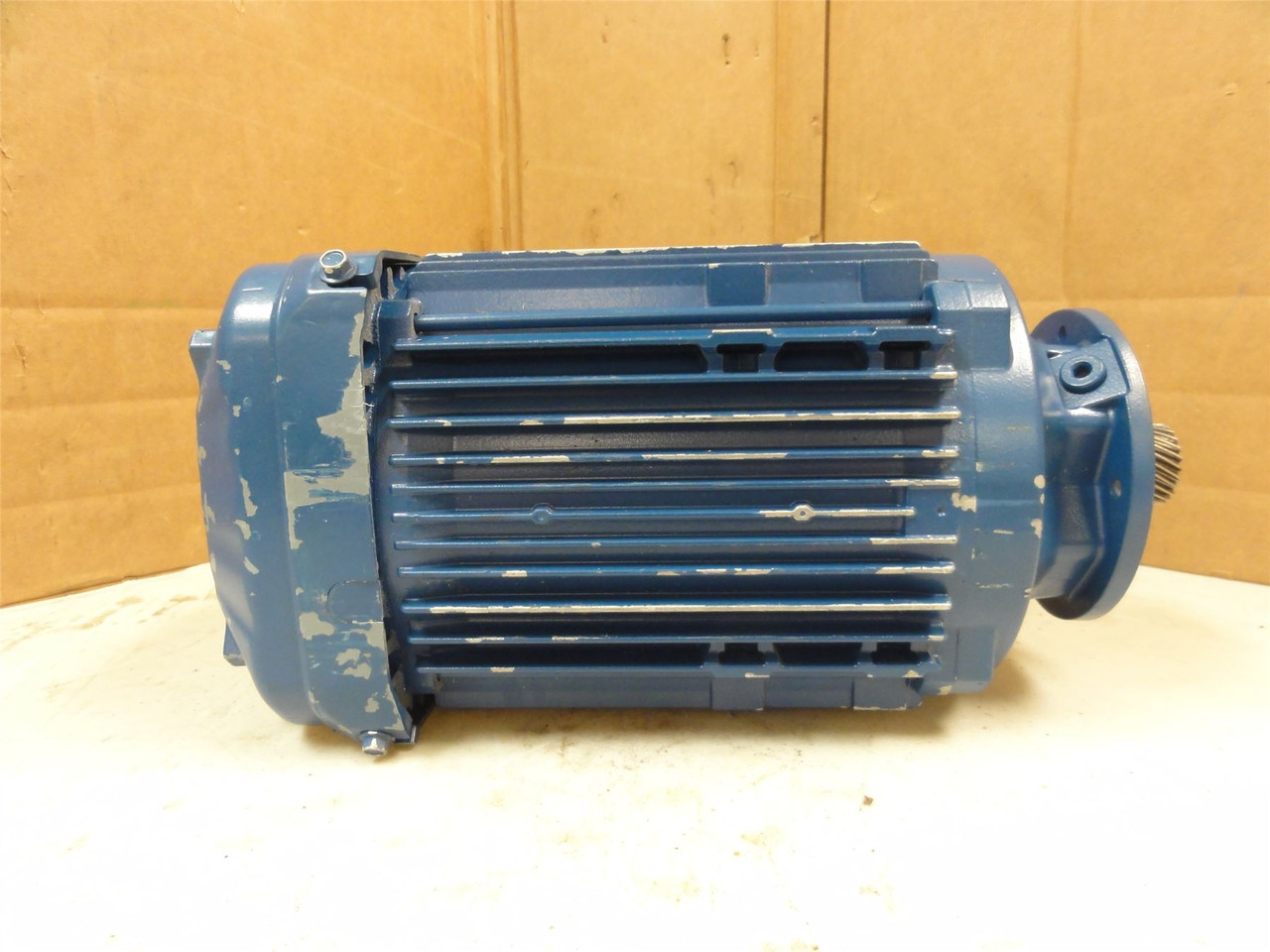 SEW DRN90L4/FG/TH/DH; Motor 2HP; 230/400VAC 1461RPM 3PH; 50HZ