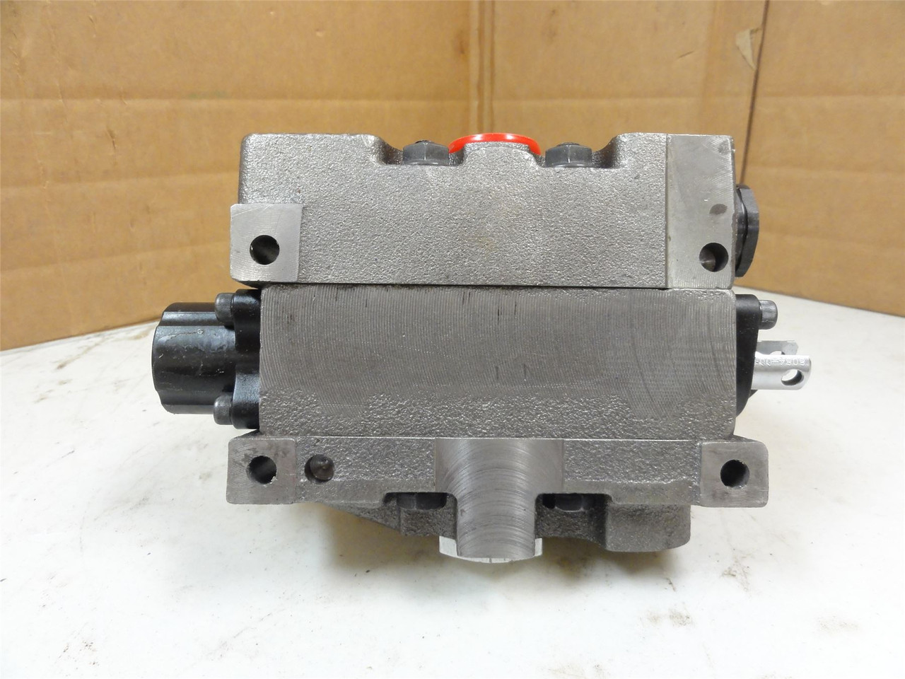 Bright Co-op 81000085; Manual Hand Valve Body Assembly