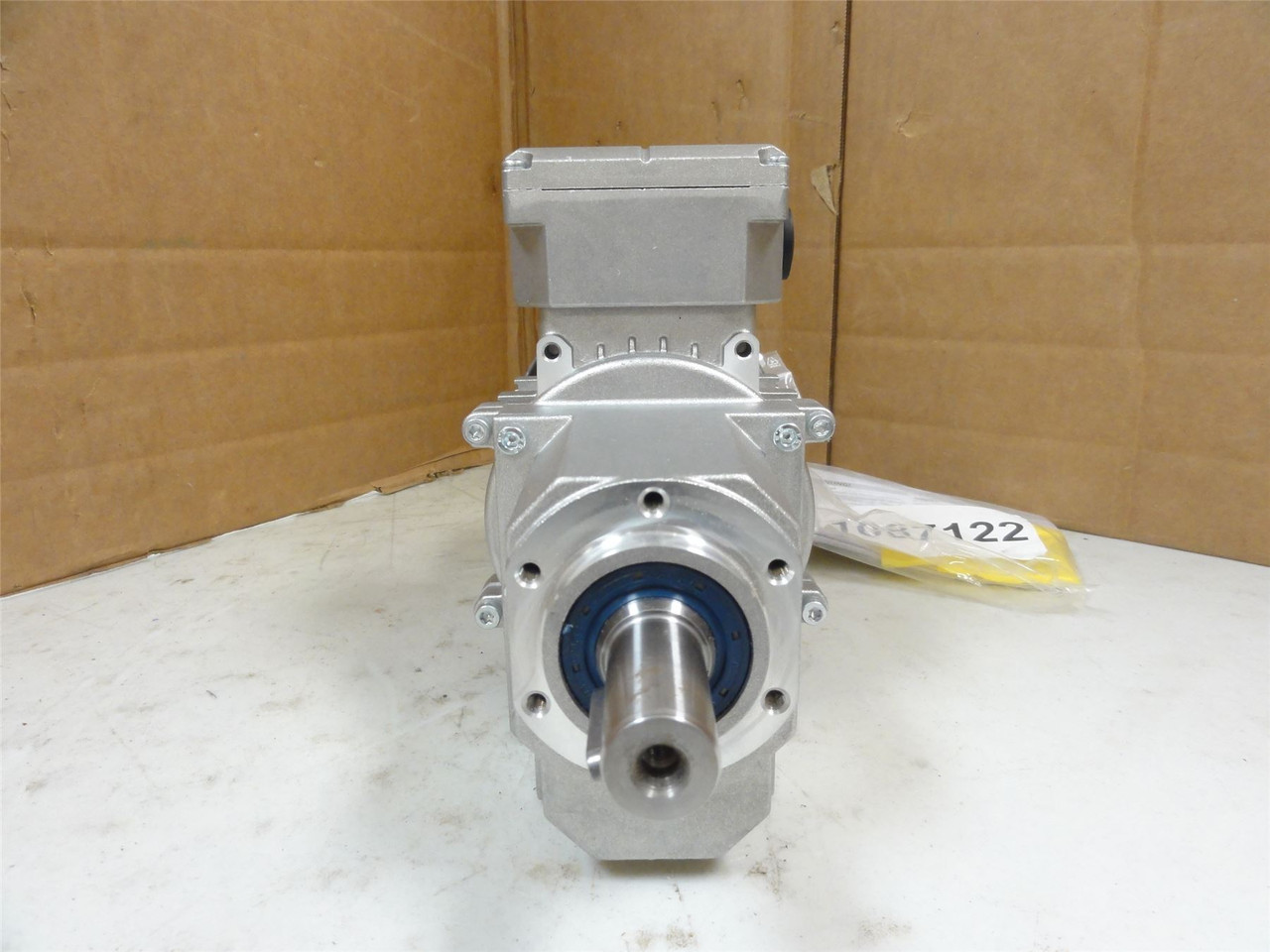 Lenze G50AH045MVCR2C00; Gear-Motor 46.55:1 Ratio 0.12Kw; 460V