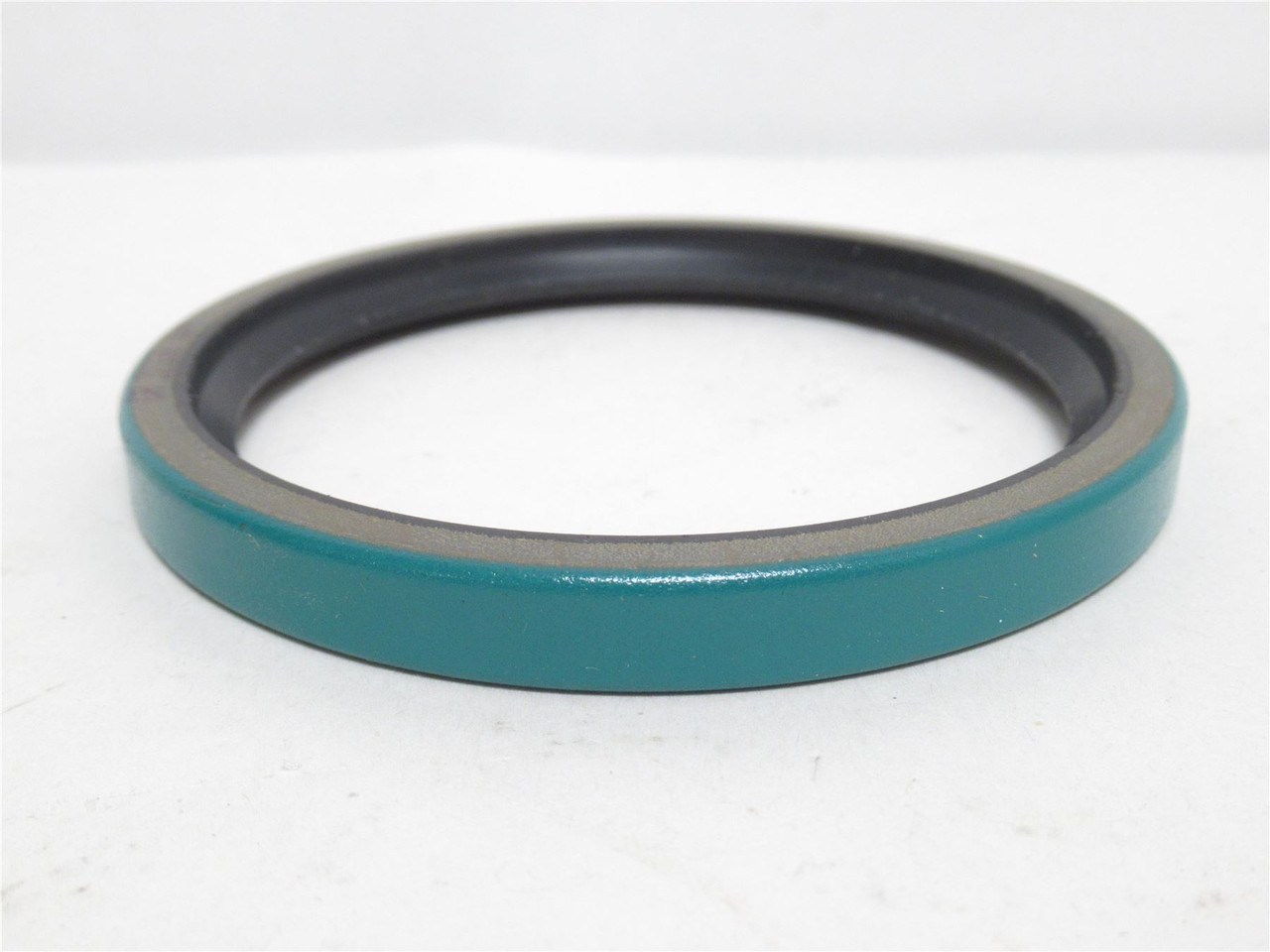 CR 32330; Oil Seal  3.25"ID x 3.876"OD x 0.375 Width