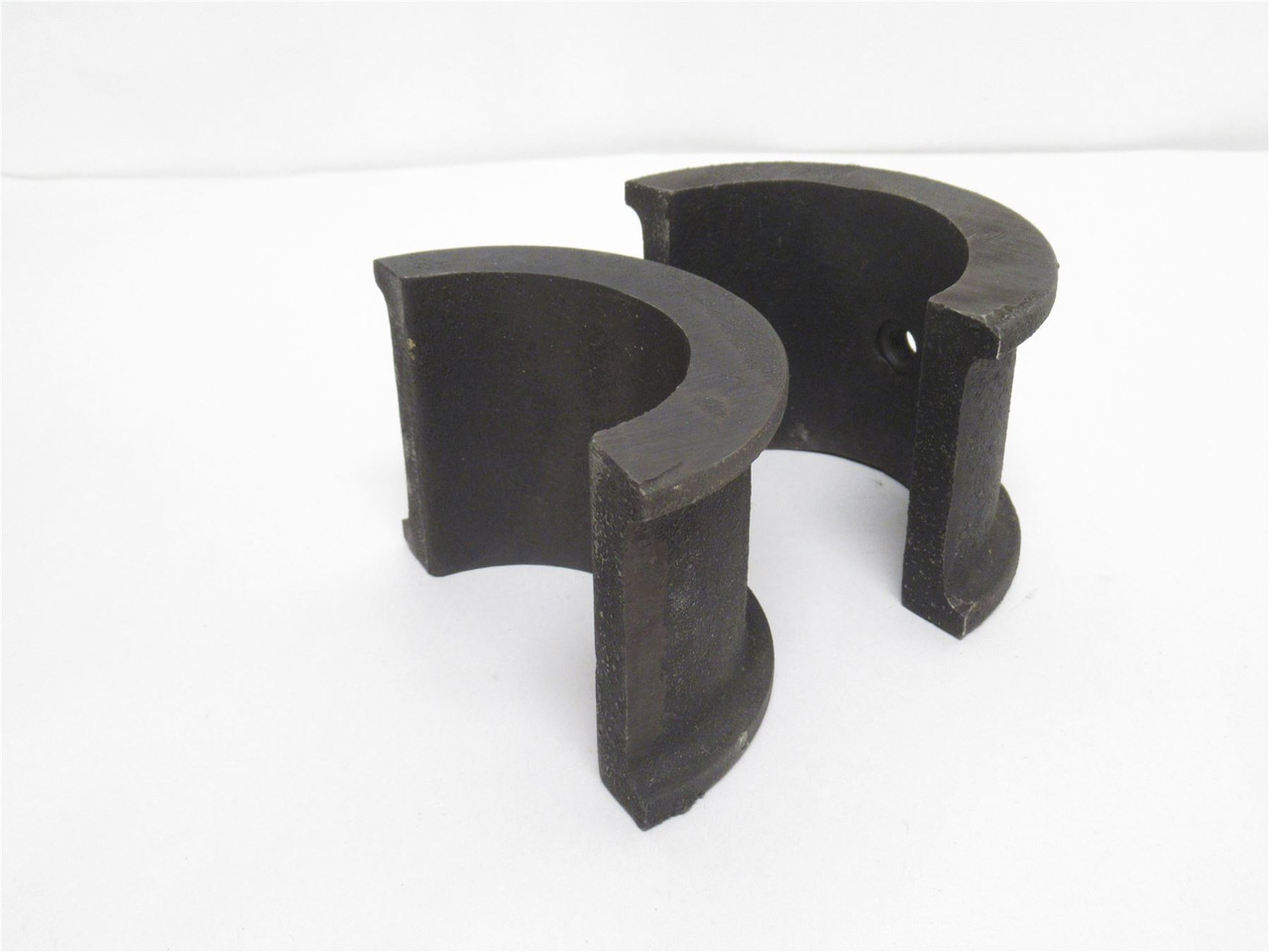 Martin CHB2206H; Conveyor Hanger Bearing 3"ID; Cast Iron