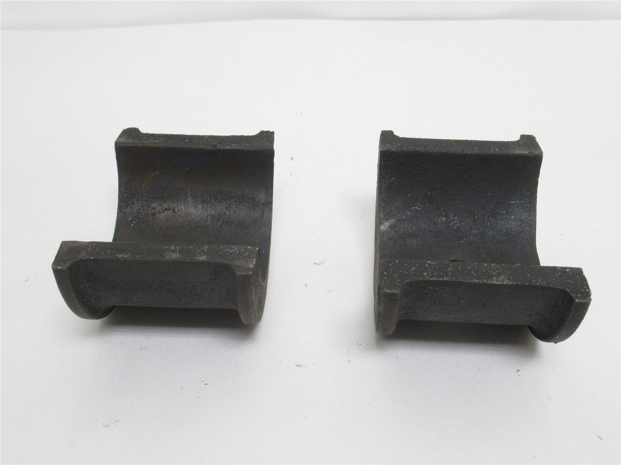 Martin CHB2206H; Conveyor Hanger Bearing 3"ID; Cast Iron