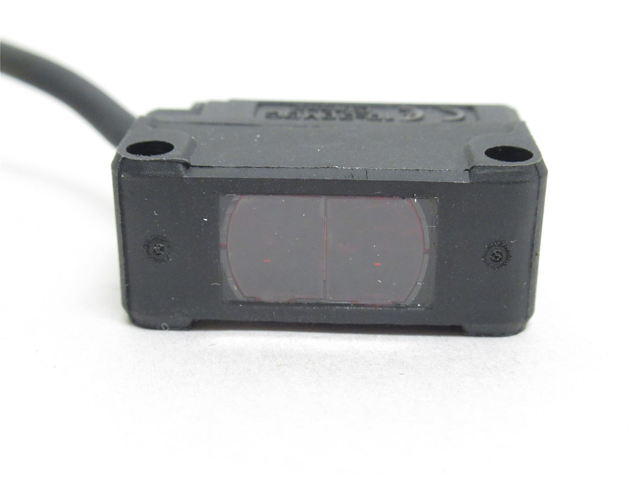 Keyence PZ-G61N; Photo Electric Sensor 10-30VDC; NPN; 2m Wire