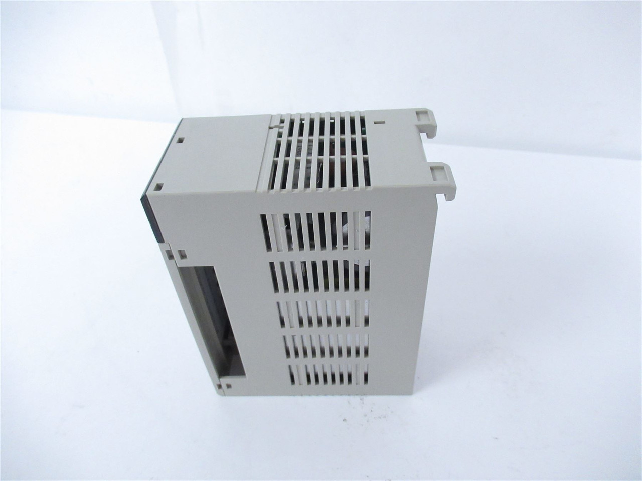 Omron C200HW-PA204 ; Power Supply Unit AC100/240V 50/60 HZ