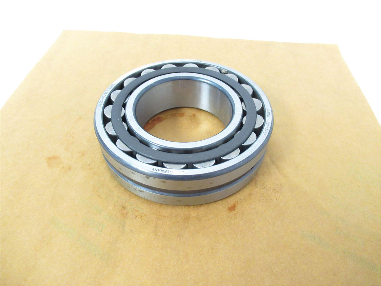 FAG 22213-E1; Roller Bearing Spherical 65mmID 120mmOD 31mmW
