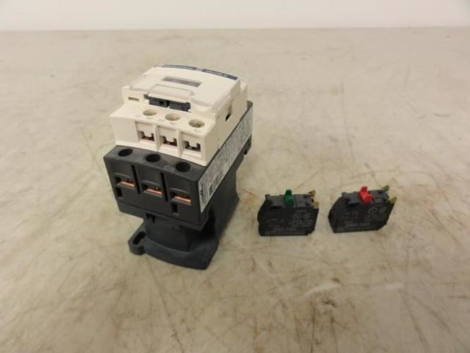 Telemecanique LC1D09G7; Contactor 9A 3P 600V "Broken Mount"