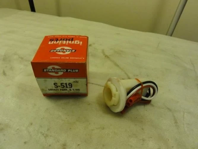 Standard S-519; Parking Light Socket