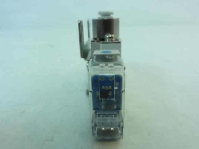 SMC SY5120-5LOZ-C4-F2; Solenoid Valve; 0.15-0.7MPa; Coil: 24VDC