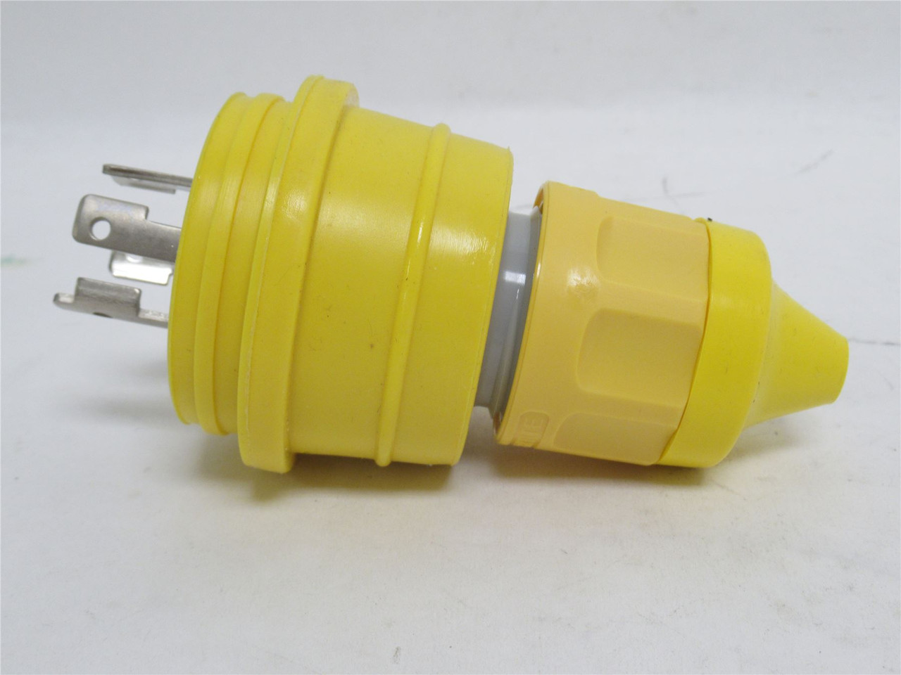 Industry-Std L15-30P; Watertight Locking Plug 30A 125/250VAC