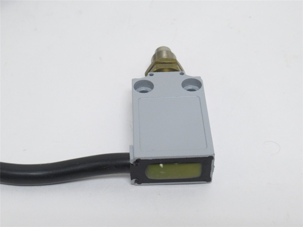 Lovato KPA2S11; Wired Limit Switch; 1-NO; 1-NC; 5A; 400V