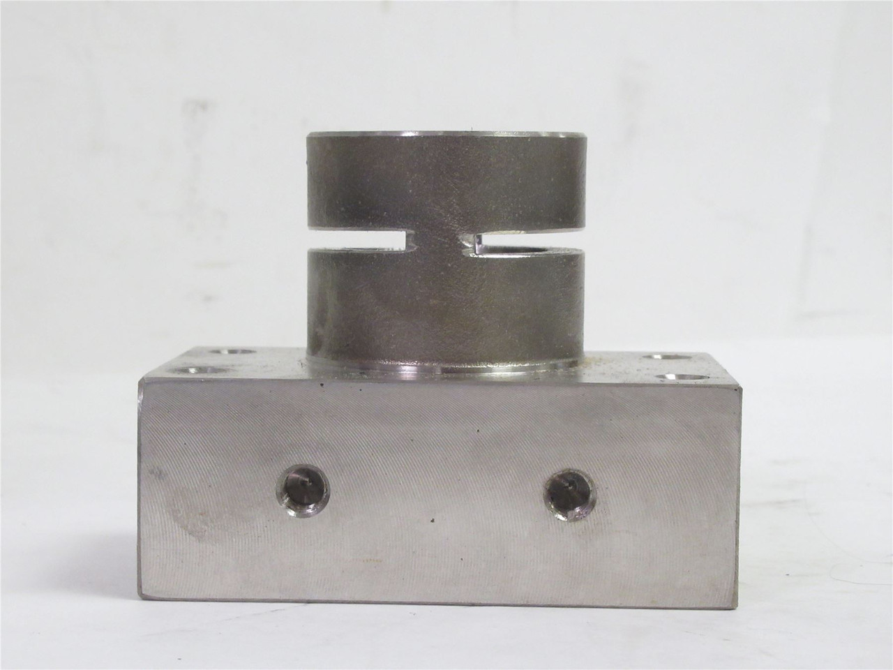 Doboy 9012139975; Front Bearing Block