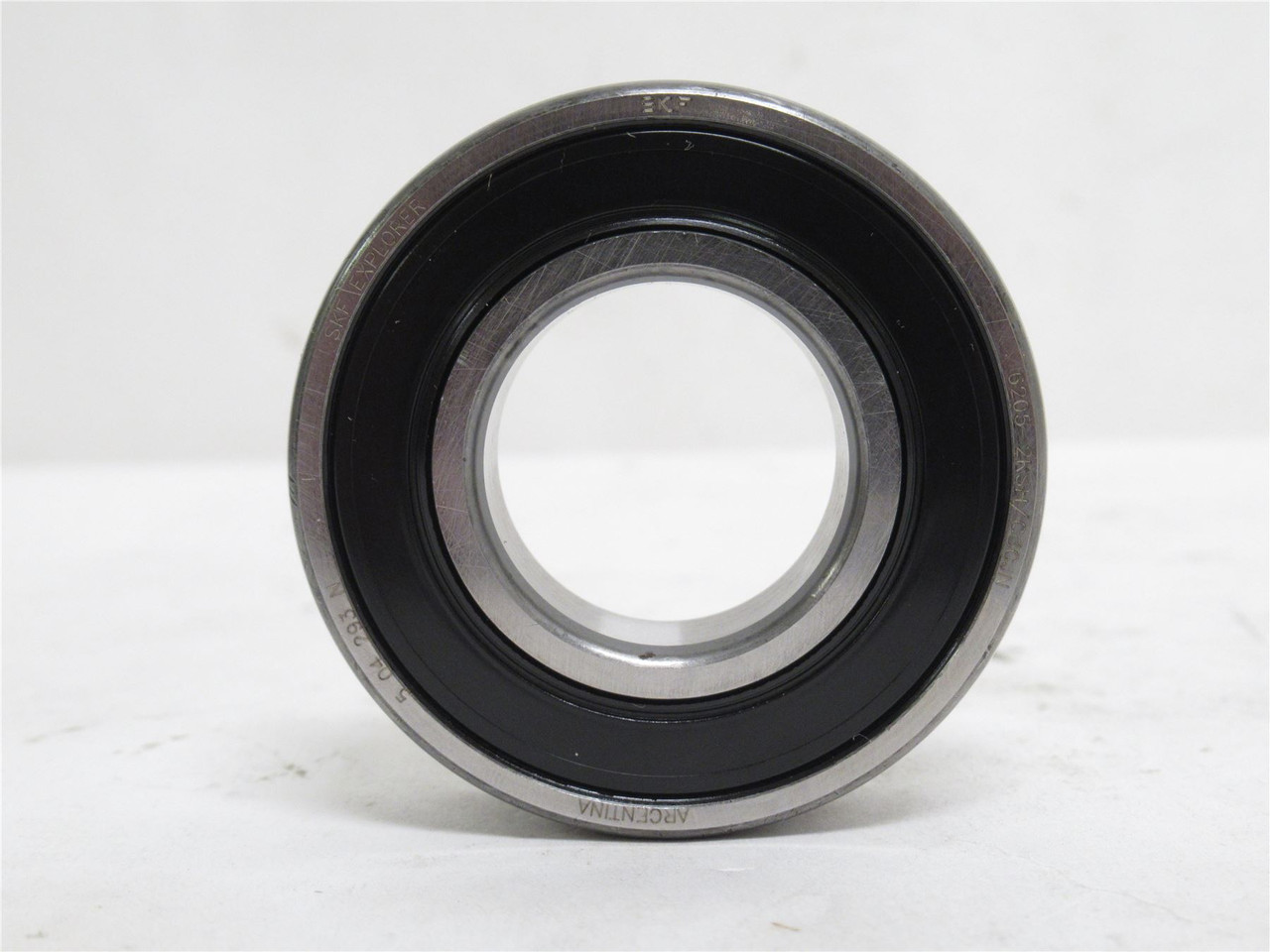 SKF 6205-2RSJEM; Ball Bearing; 25mmID x 52mmOD x 15mm Wide