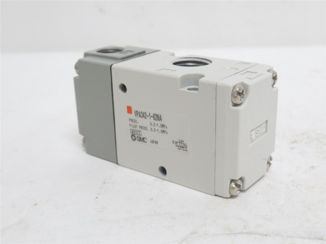 SMC VPA342-1-02NA; poppet Valve; Air Pilot; 0.2-1MPa; 1/4NPT