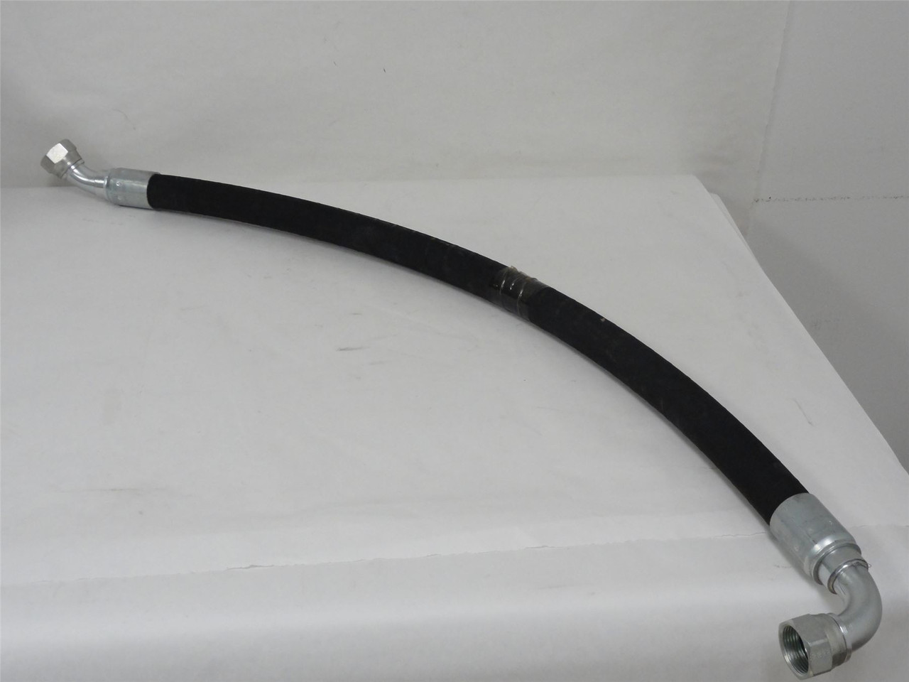 Parker 1-035653; Hydraulic Hose; 1" Hose ID x 44" Long
