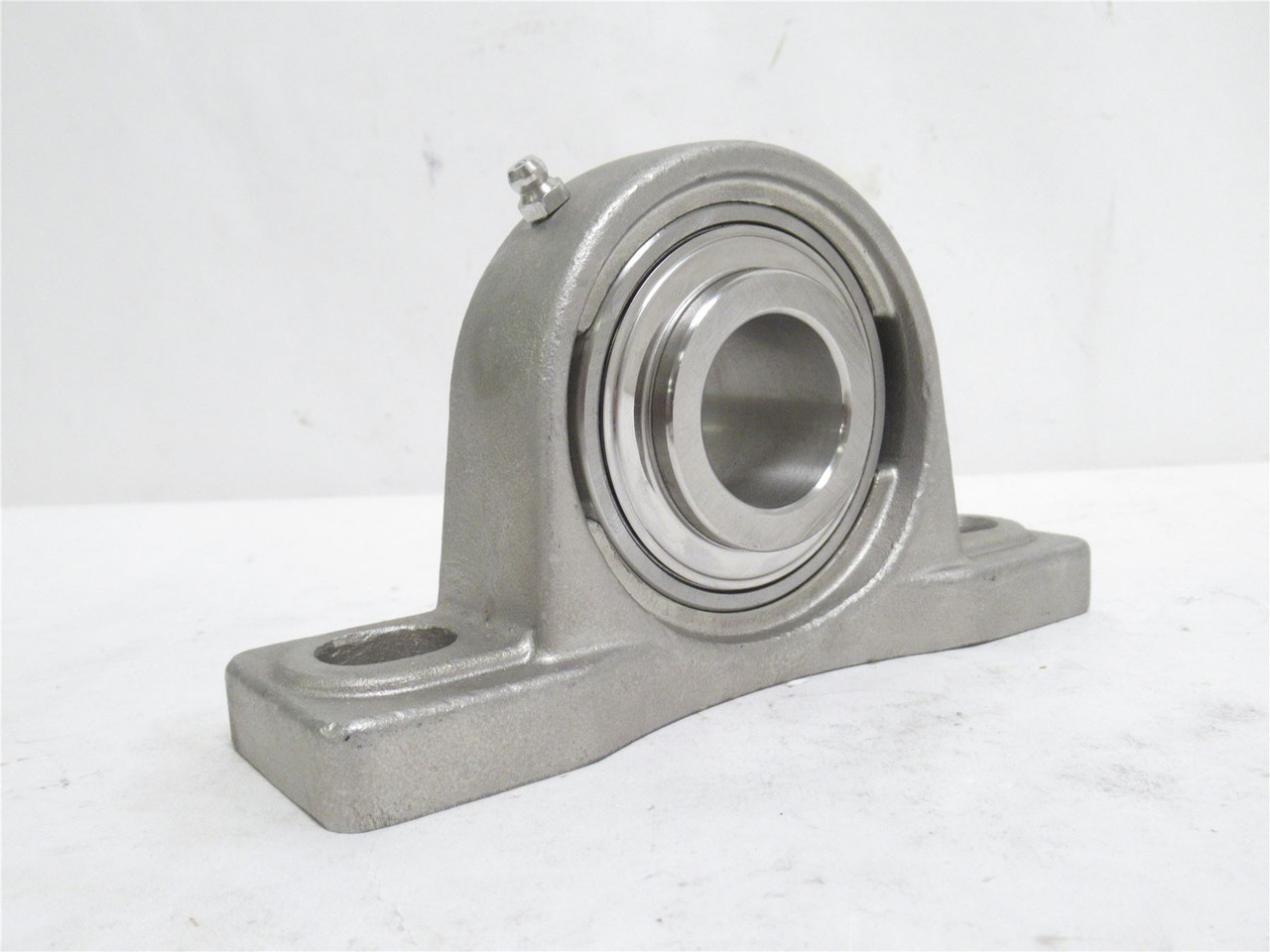 PTI SUCSP207-20; Pillow Block Bearing; SS; 1-1/4"ID; 2-Bolt