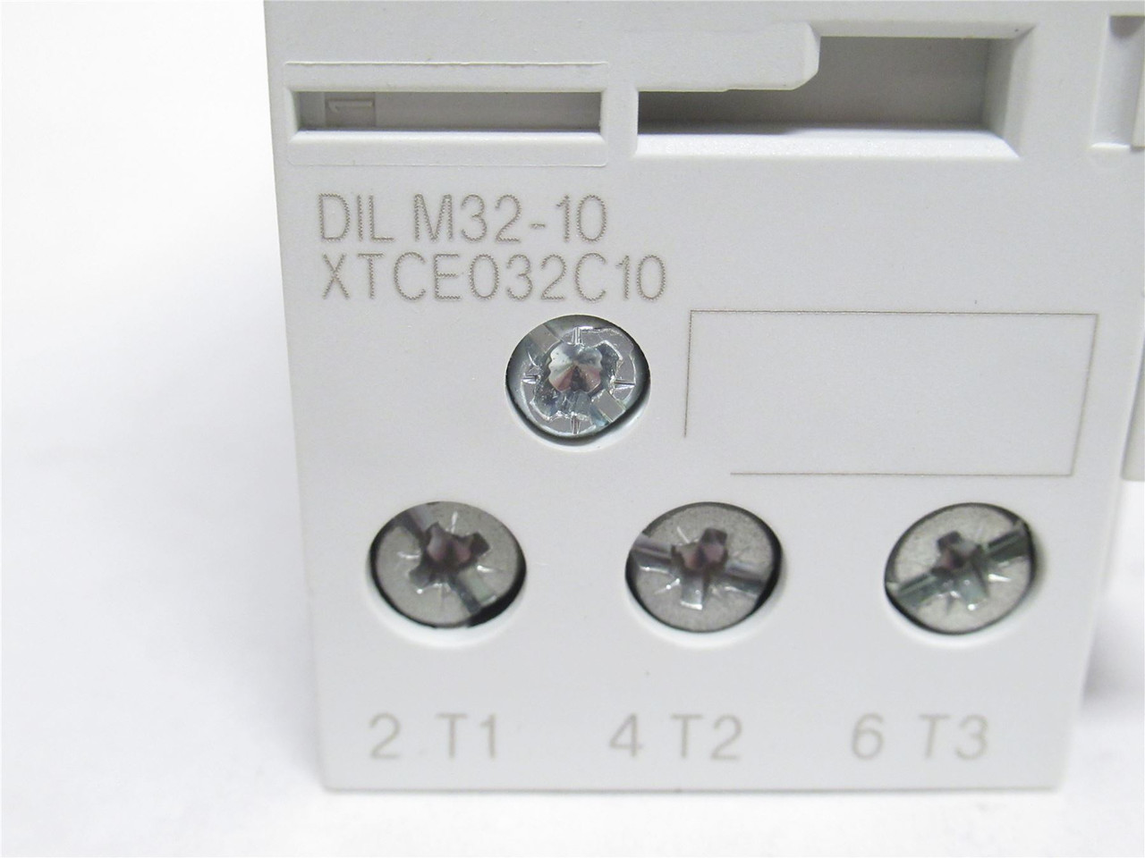 Eaton XTCE032C10A; Contactor; 32A; 3P; 600VAC; Coil: 110/120V
