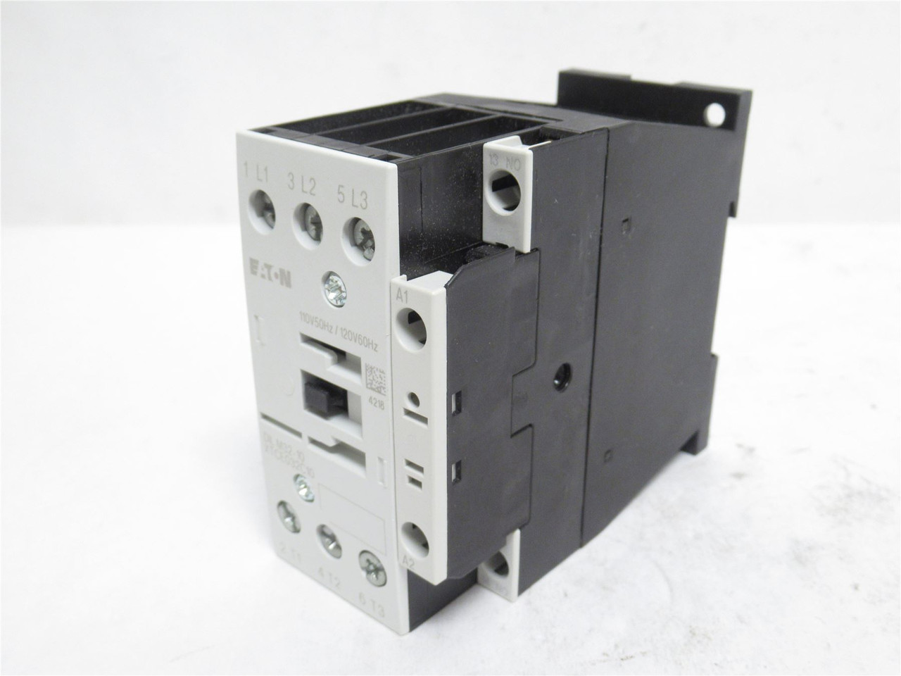 Eaton XTCE032C10A; Contactor; 32A; 3P; 600VAC; Coil: 110/120V