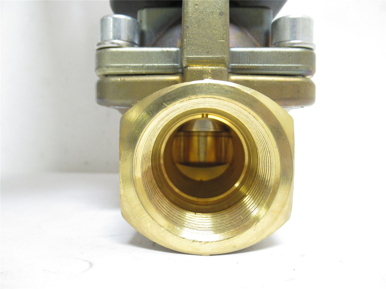 Burkert 320879; Solenoid Valve 2/2 Way 10BAR 24VDC G1 Port