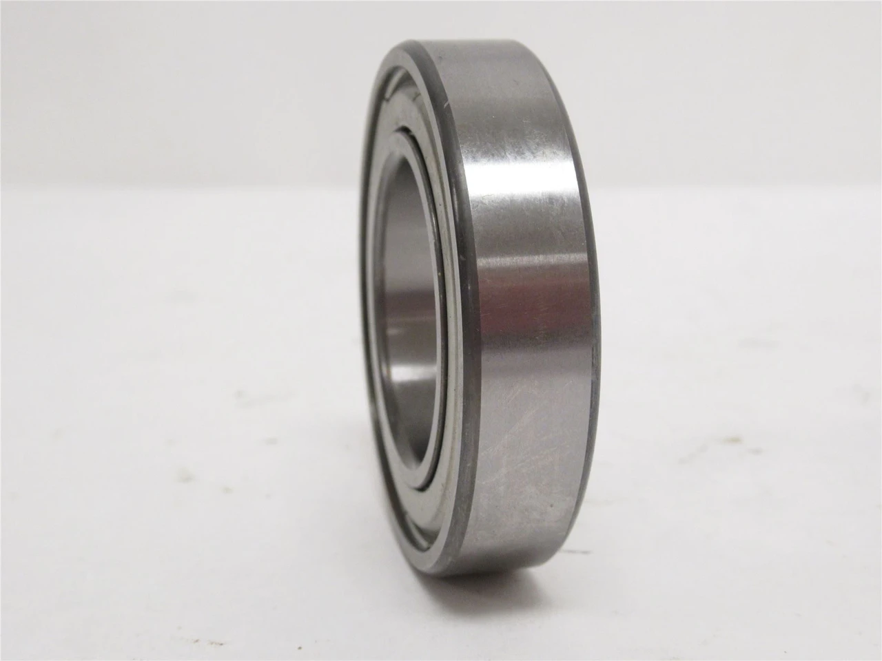 NSK 6007ZZ; Ball Bearing; 35mmID x 62mmOD x 14mm Wide