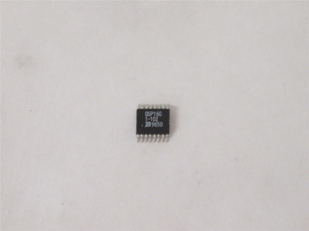 Bourns QSP16G1-102; Lot-80 Isolated Resistors