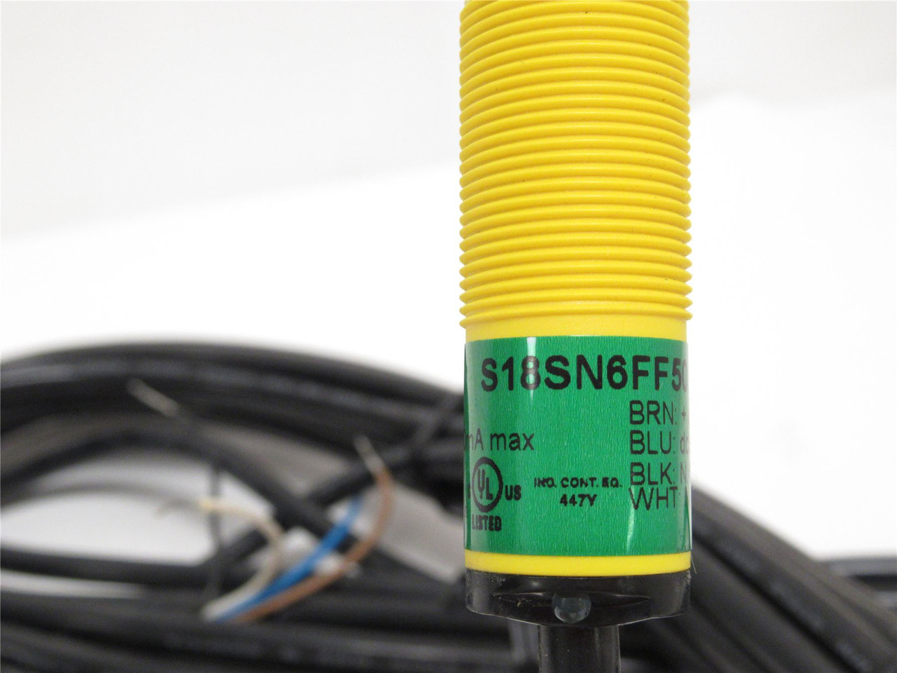 Banner S18SN6FF50 W/30; Photo Sensor 31614; 10-30VDC 9m Cable