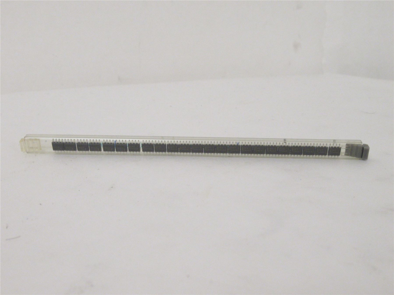 ON 285-1; Lot-20 IC Chip; 8-Pin