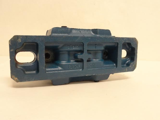 SKF SAF 511; Split Pillow Block Housing; 2-Bolt; Cast Iron