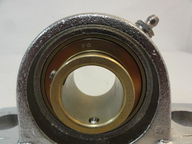 AMI UCP206-19NPMZ2; Pillow Block Bearing; 2-Bolt; 1.1875"ID