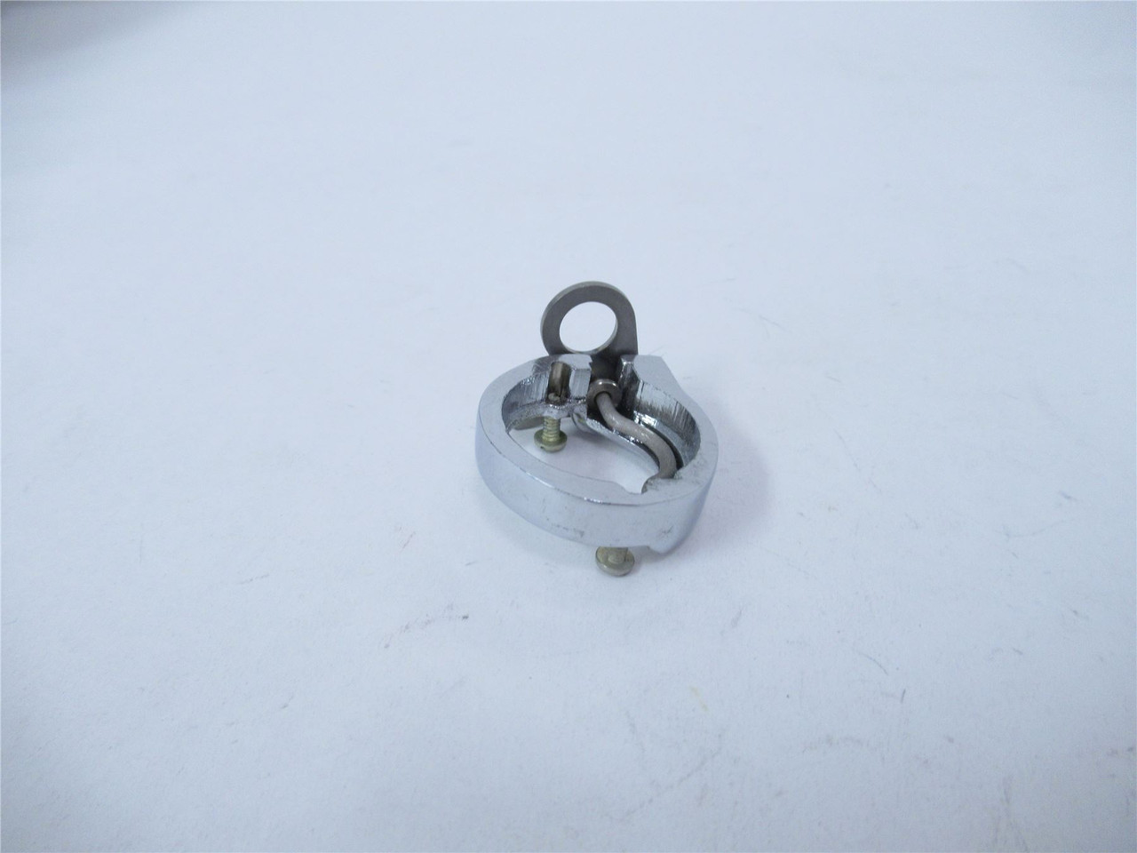 Cutler-Hammer 10250TA2; Padlock Attachment Flush PB