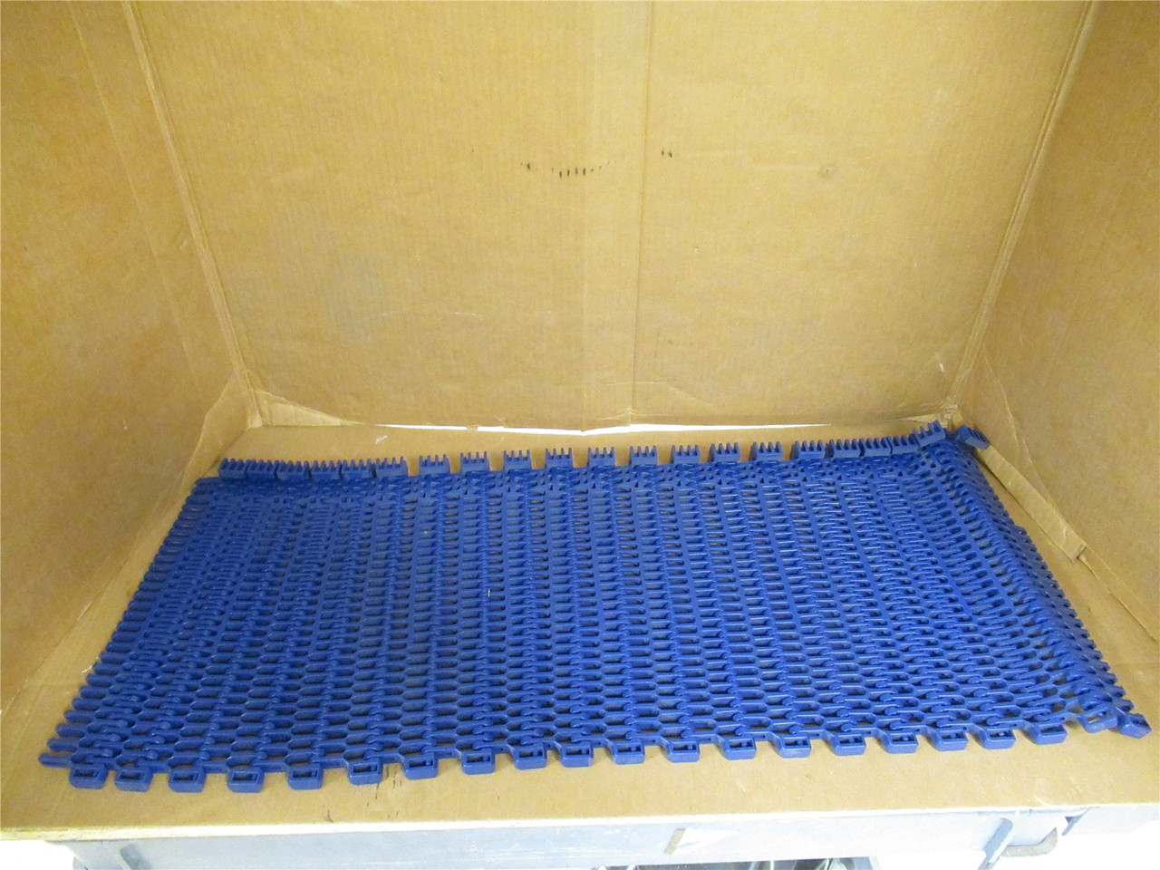 Intralox 40244157549299_; Side Drive V2 Belt; 16" Width x 10' L