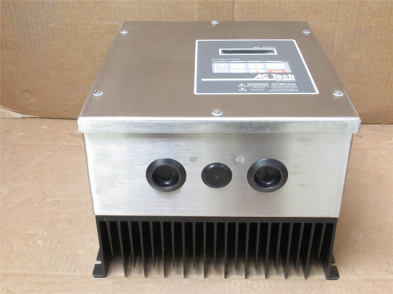 Lenze M14100E; Frequency Inverter; SS; 10HP; 400/480VAC; 3PH