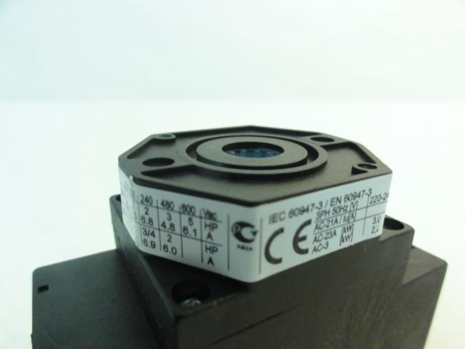 Salzer H216-41300-A01; Manual Motor Controller; 20A; 600VAC