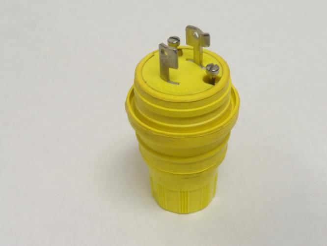 Woodhead 24W04; Watertite Locking Blade Plug; 15A; 125V