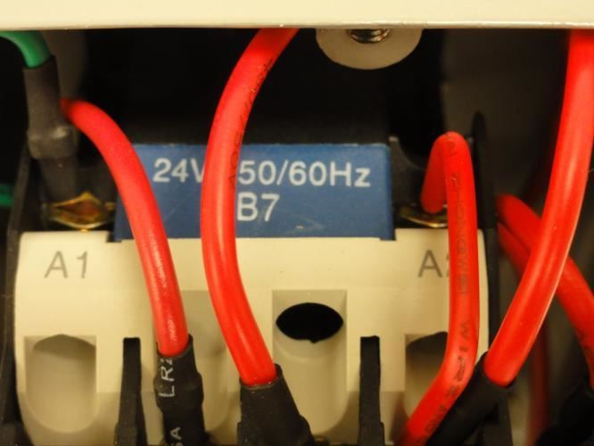 Dayton 2UXV4; Starter 12A 3Pole 600Vmax Coil:24VAC