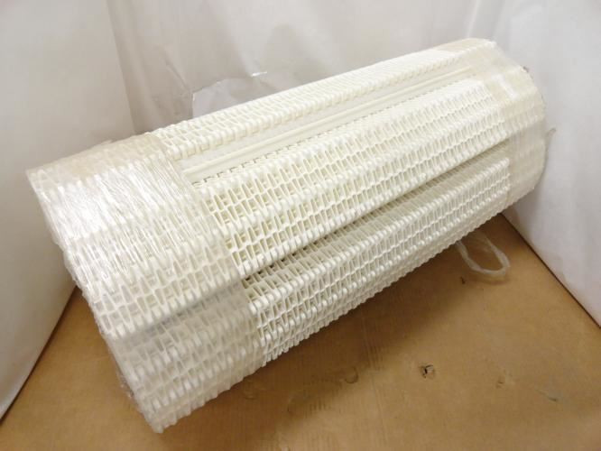 Habasit M5033; Flighted Belt 33.2"W x 10'L