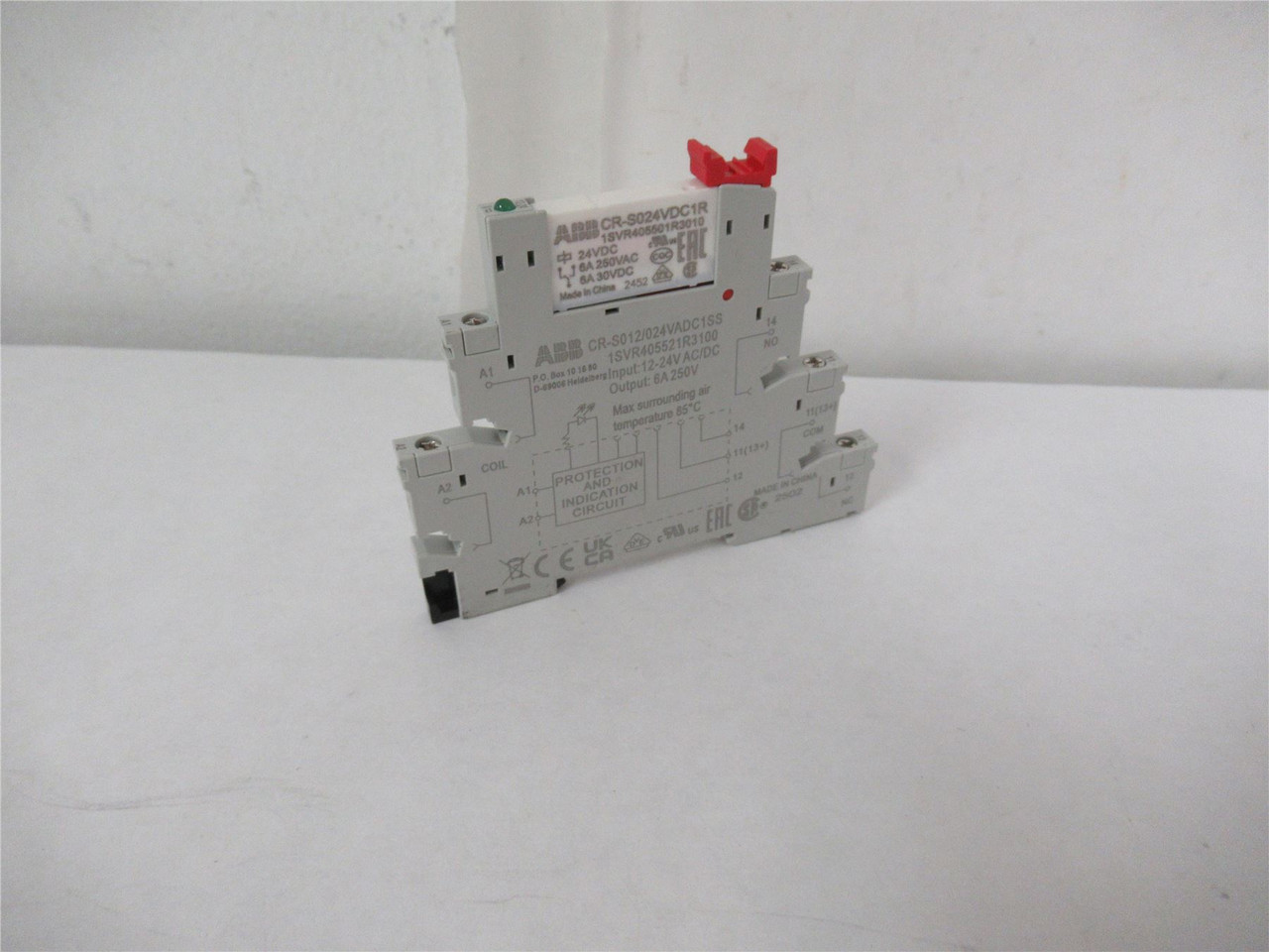 ABB 1SVR405521R3100; Relay Socket and Relay 1SVR405501R3010