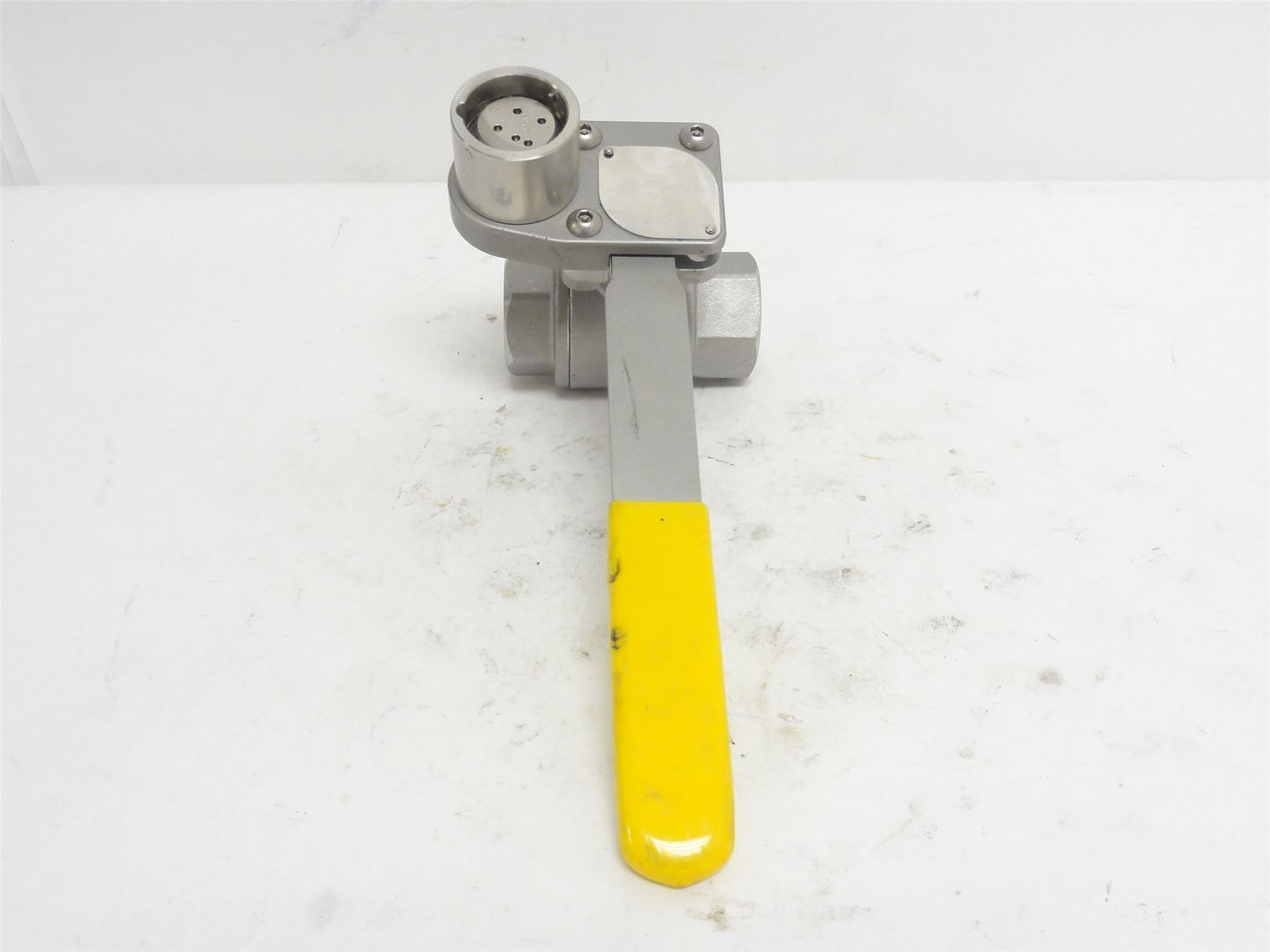 Kirk MDL-UNKN-255456; Locking Manual Ball Valve; SS; 1NPT