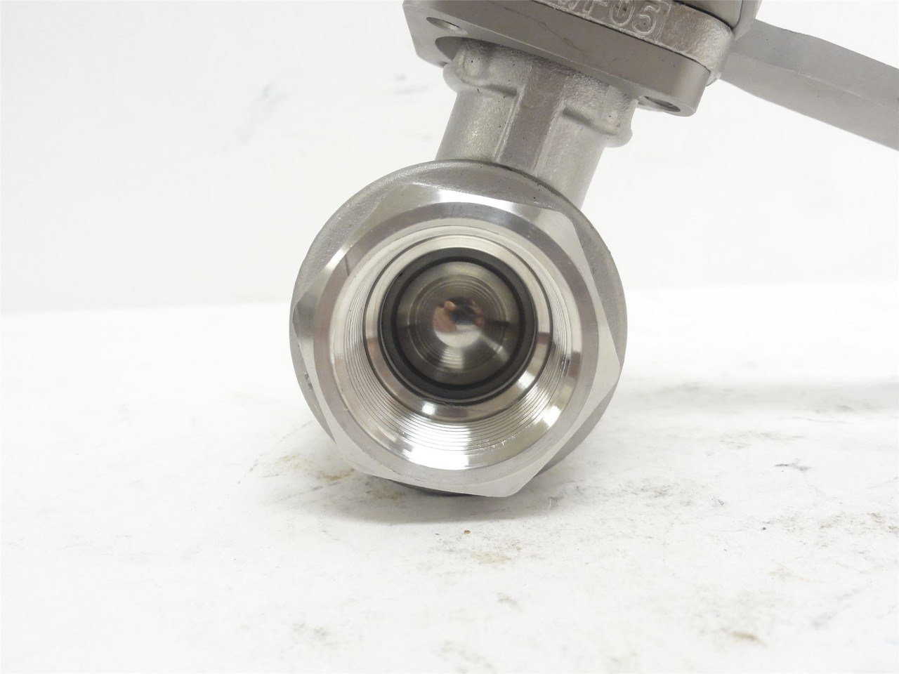 Kirk MDL-UNKN-255456; Locking Manual Ball Valve; SS; 1NPT
