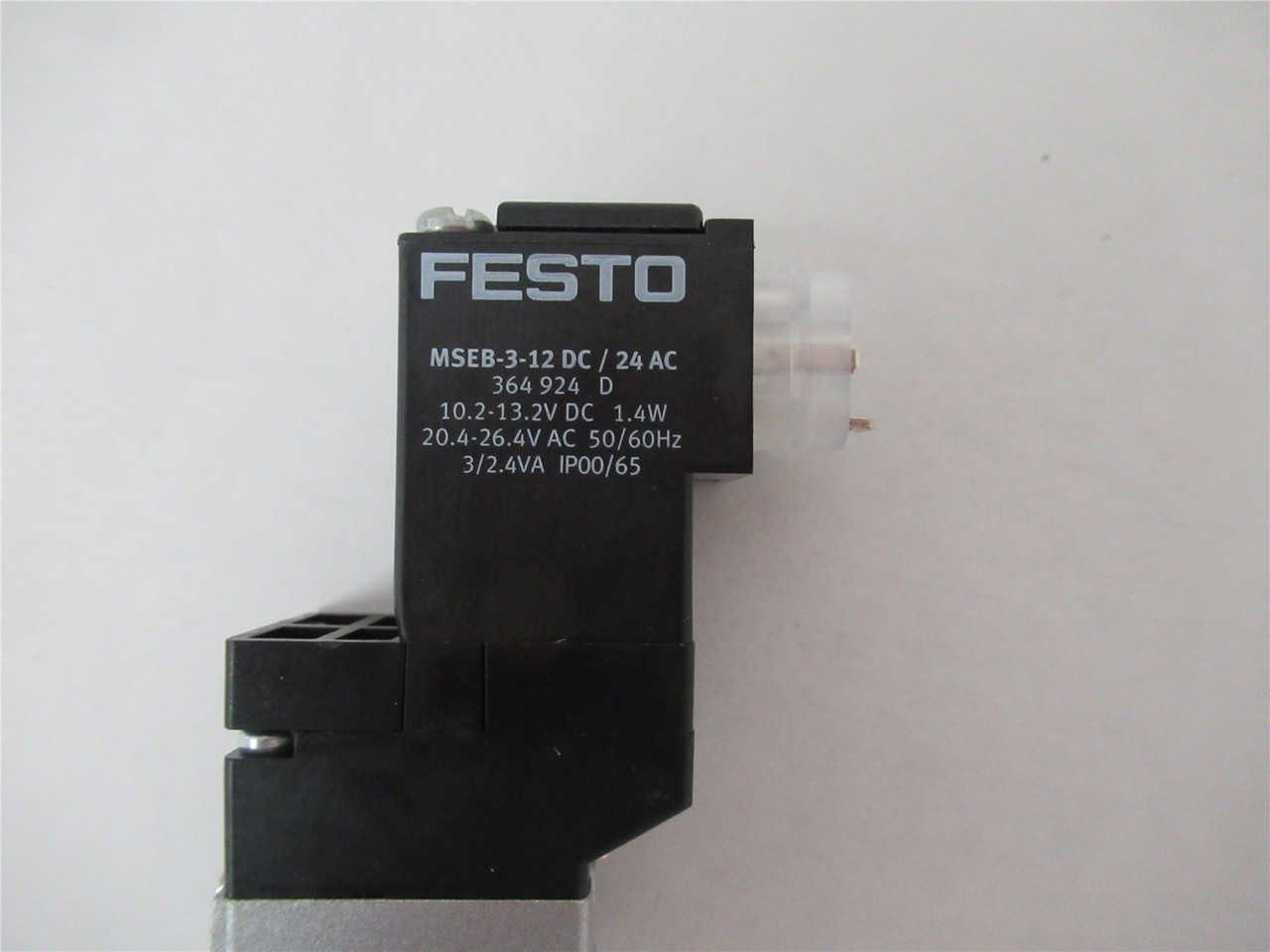 Festo MEBH-5/2-5;0-B-24VAC-SA; Pneumatic Valve24/VAC PN559889