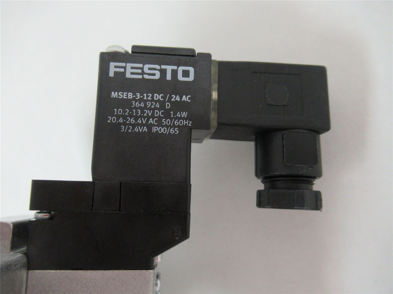 Festo MEBH-5/2-5;0-B-24VAC-SA; PneumaticSolenoidValve 24V 5/2