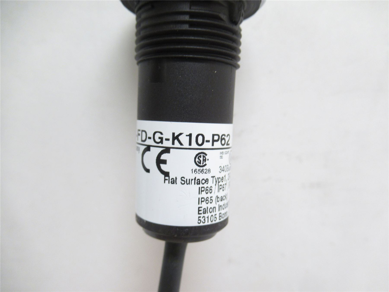Eaton C30C-FD-G-K10-P62; Momentary Push-Button Green; SPST-NO