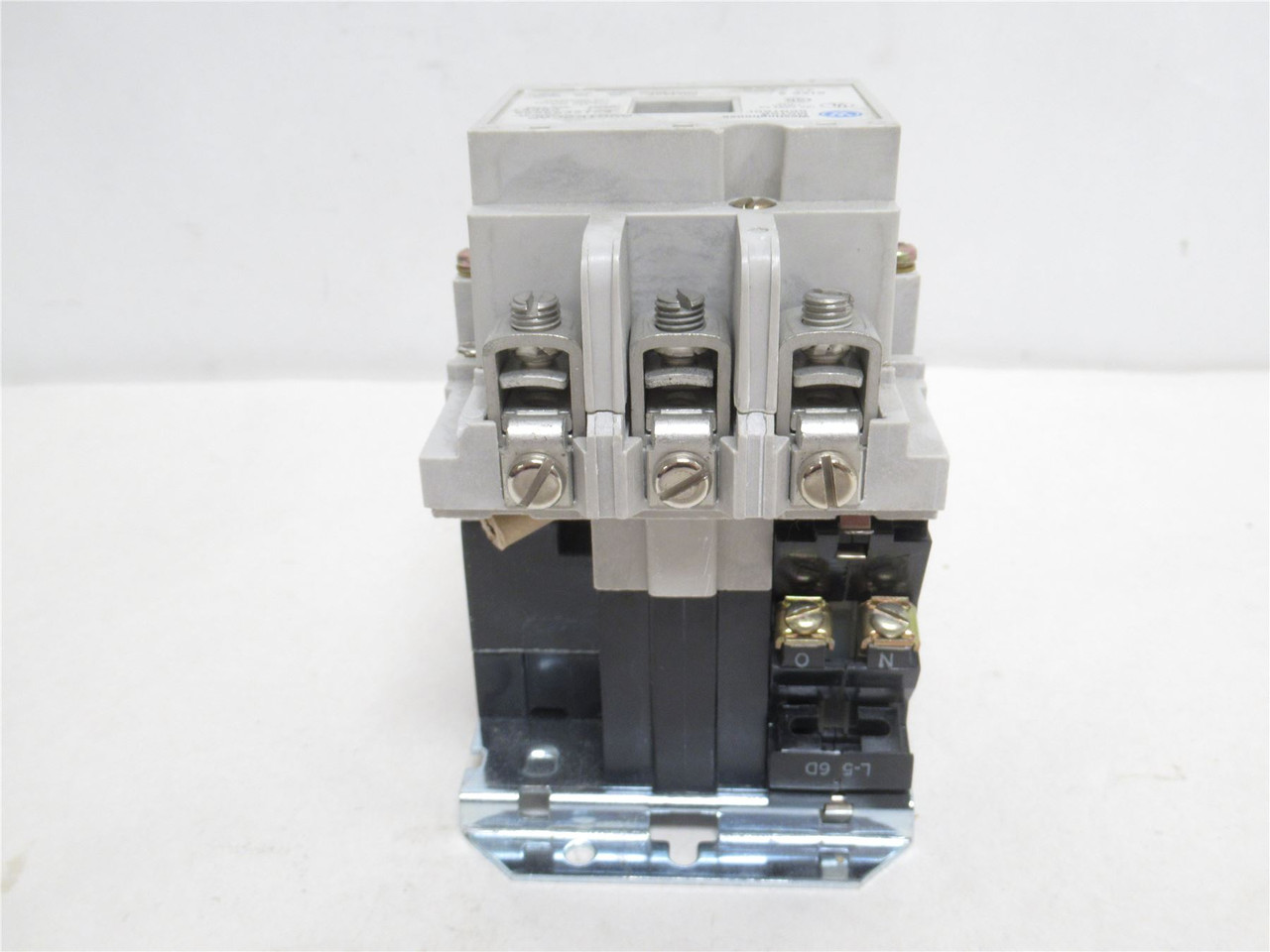Westinghouse A201K2CAP; Contactor 45A 3P 575VAC; Coil 110/120V