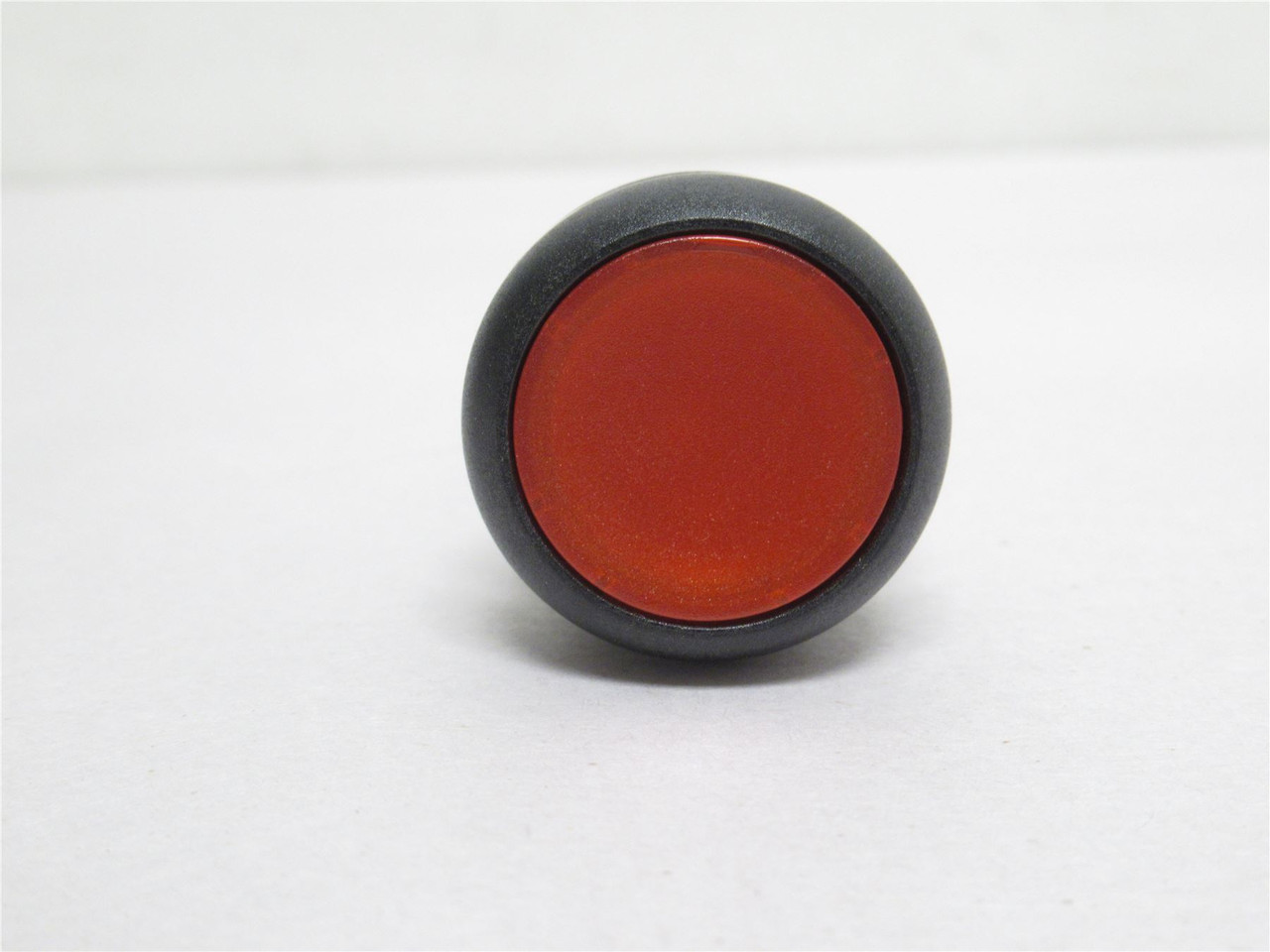Eaton C22S-DL-R-K01-120; Illuminated Push-Button; 120VAC; Red