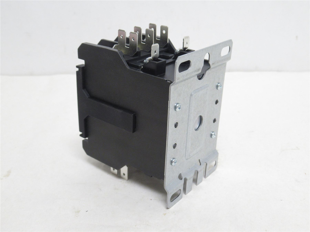 Eaton C25DNJ340T; Contactor 40A; 3P; 600VAC; Coil: 24VAC