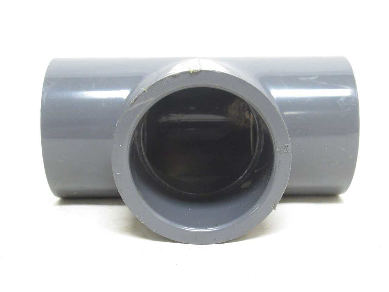 Lasko 801-012; Lot-3 Socket Tee Fitting SCH80 PVC; 1-1/4" FNPS