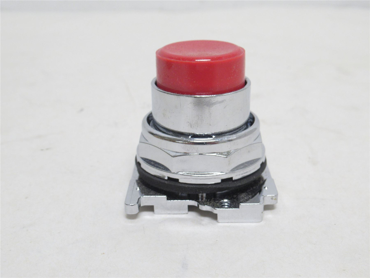 Eaton 10250T112; Switch Actuator; Long Button;  Red; 30mm