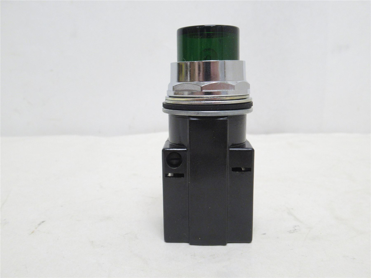 Furnas 52PA4D3; Furnace Control Pilot Light; Green; 24VAC/DC